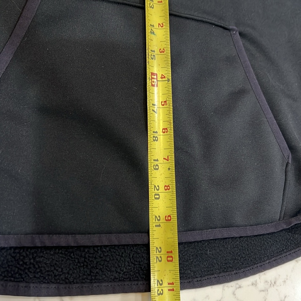 Under Armour Hooded Sweatshirt - Picture 7 of 8